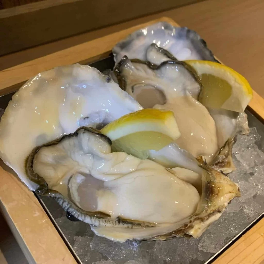 新鮮な牡蠣ございます。名駅/日本酒/マグロ/名駅居酒屋/天ぷら
